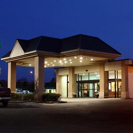 Quality Inn And Conference Center Спрингфийлд Екстериор снимка