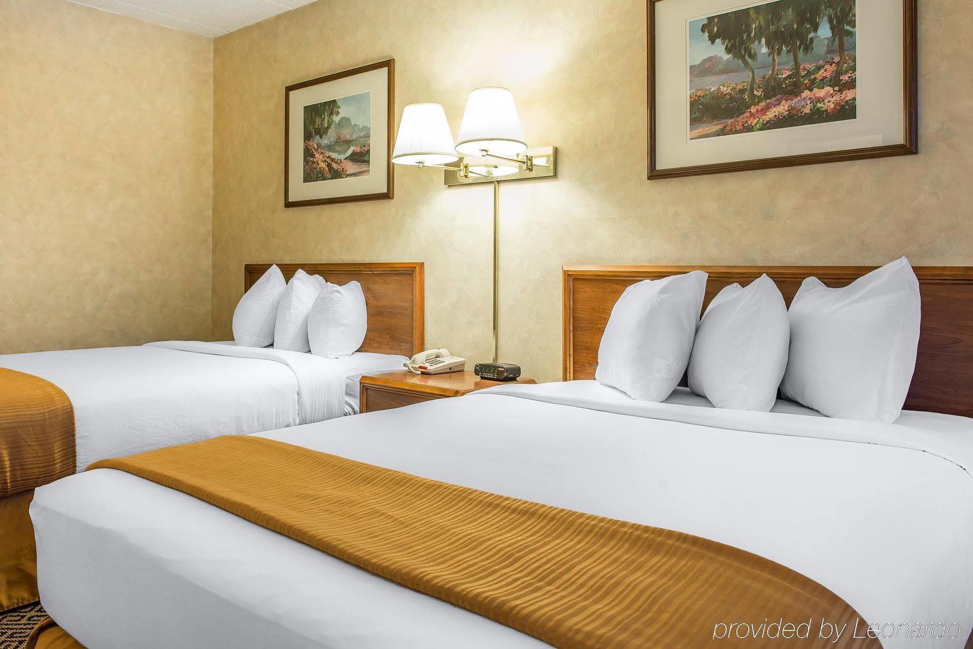 Quality Inn And Conference Center Спрингфийлд Екстериор снимка