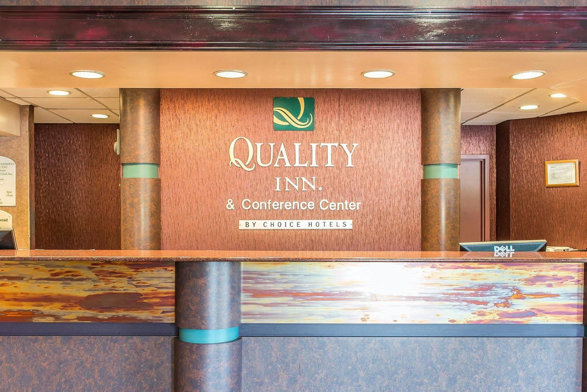 Quality Inn And Conference Center Спрингфийлд Екстериор снимка