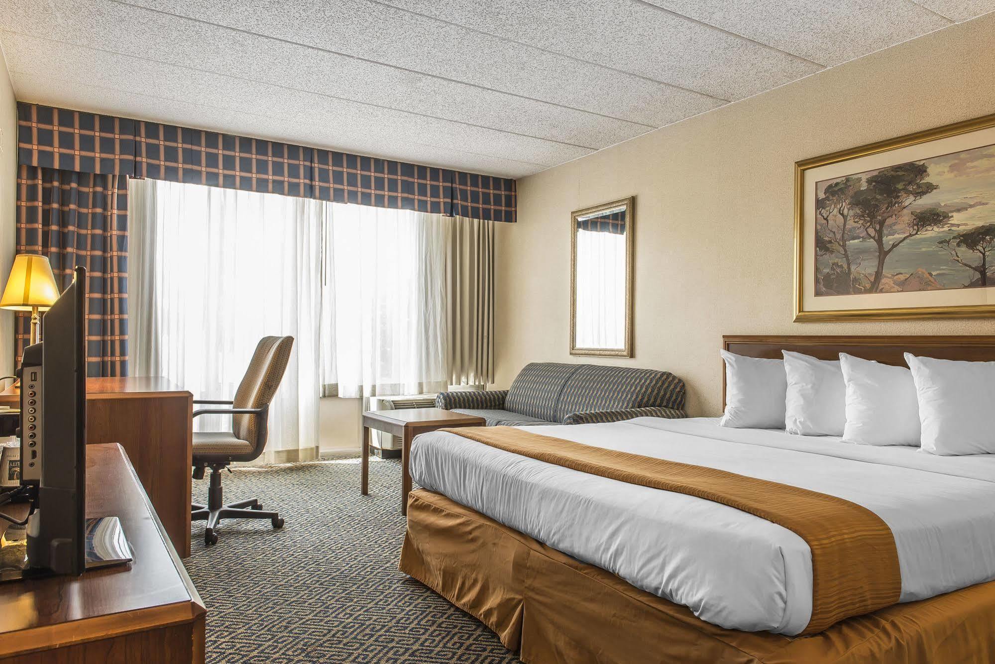 Quality Inn And Conference Center Спрингфийлд Екстериор снимка