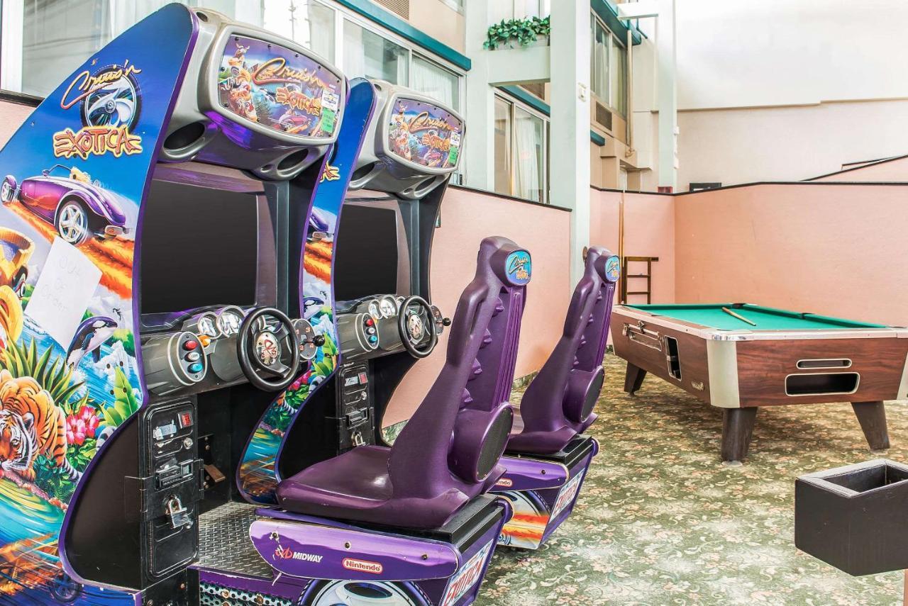 Quality Inn And Conference Center Спрингфийлд Екстериор снимка