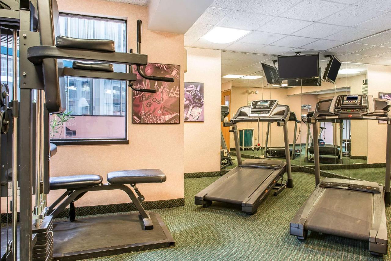 Quality Inn And Conference Center Спрингфийлд Екстериор снимка